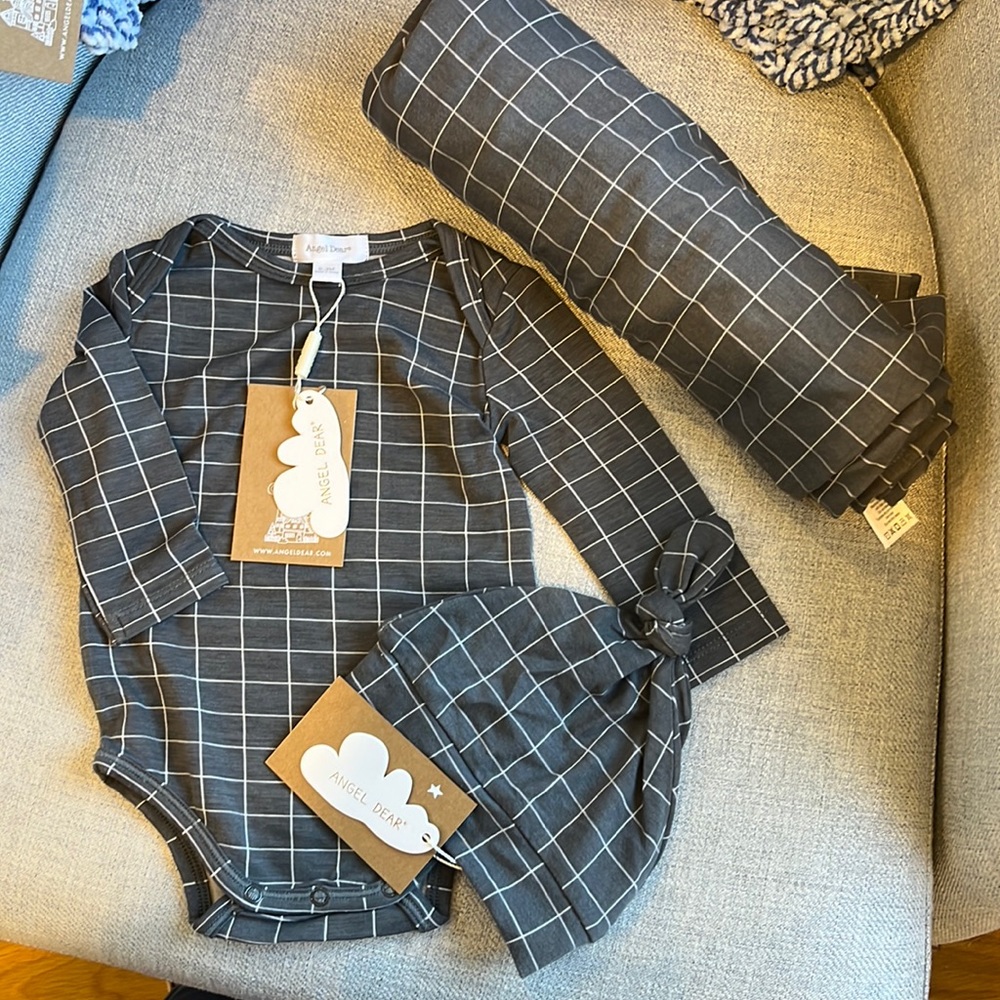 Angel Dear Grey Grid Onesie Hat Blanket